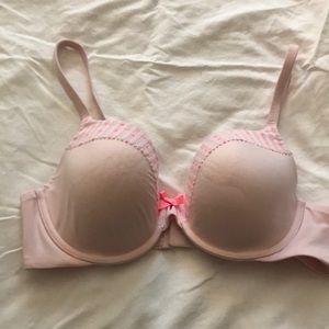 Victoria Secret 36C Bra!